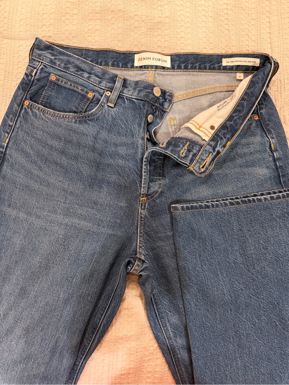 Denim Forum 90’s mid-rise vintage wide leg jean